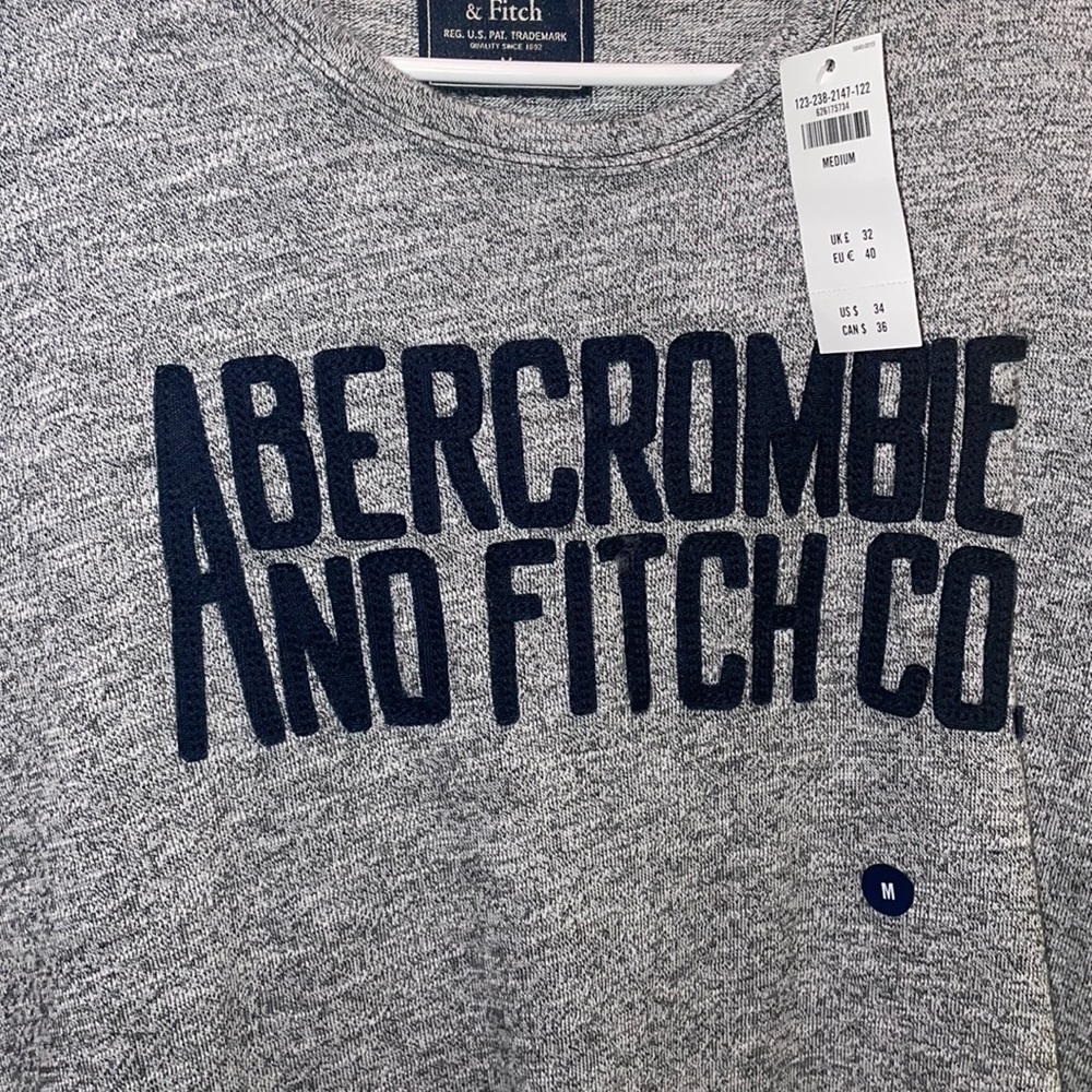 Abercrombie and Fitch Mens tee